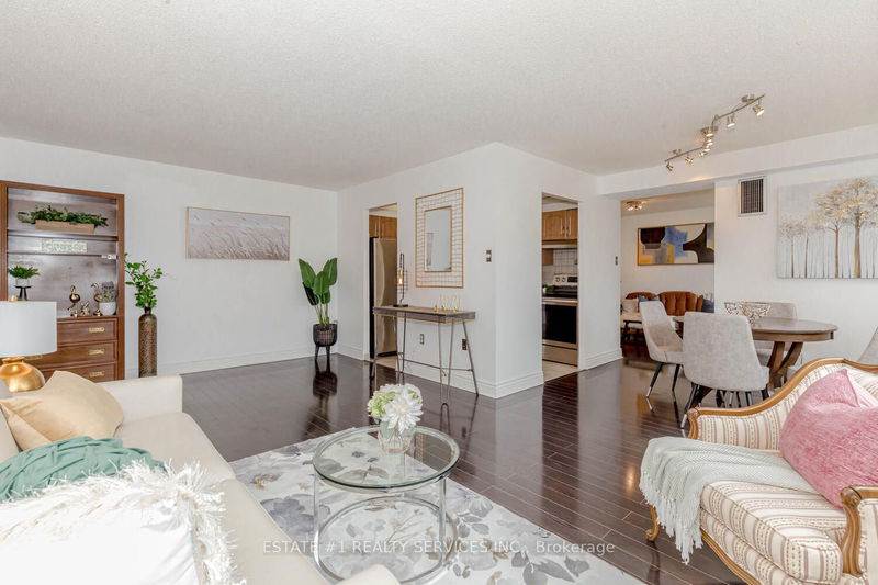  802 - 3590 Kaneff Cres  Mississauga, L5A 3X3 | Image 14