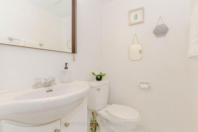  802 - 3590 Kaneff Cres  Mississauga, L5A 3X3 | Image 25