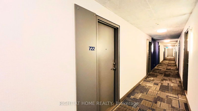  722 - 250 Manitoba St  Toronto, M8Y 4G8 | Image 20