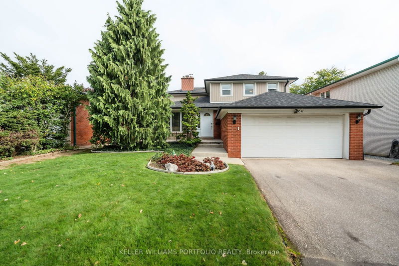 3557 Silverplains Dr  Mississauga, L4X 2P6 | Image 1