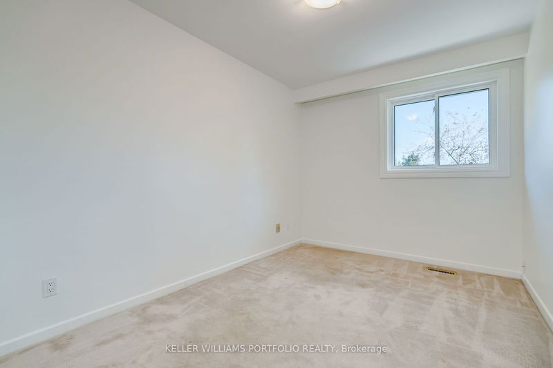 3557 Silverplains Dr  Mississauga, L4X 2P6 | Image 14