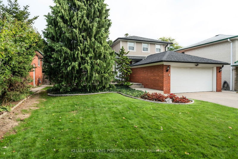 3557 Silverplains Dr  Mississauga, L4X 2P6 | Image 2