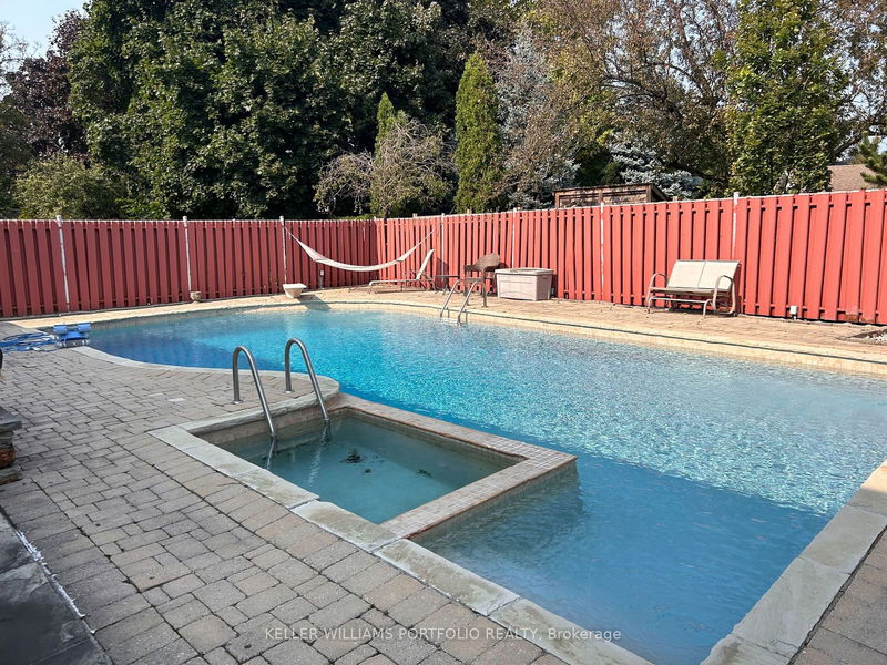 3557 Silverplains Dr  Mississauga, L4X 2P6 | Image 27