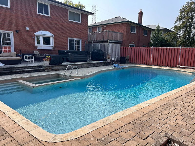 3557 Silverplains Dr  Mississauga, L4X 2P6 | Image 29