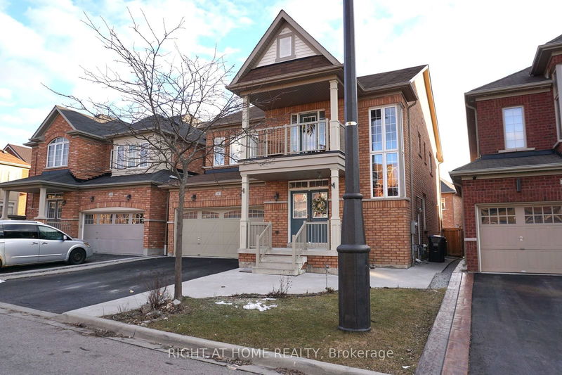 6 Bryony Rd  Brampton, L6R 0G2 | Image 2