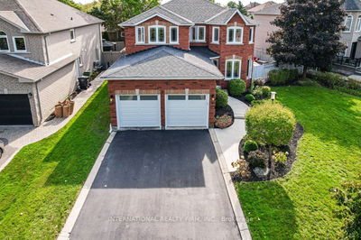 4 Cornerstone Crt  Caledon, L7E 1T4 | Image 1