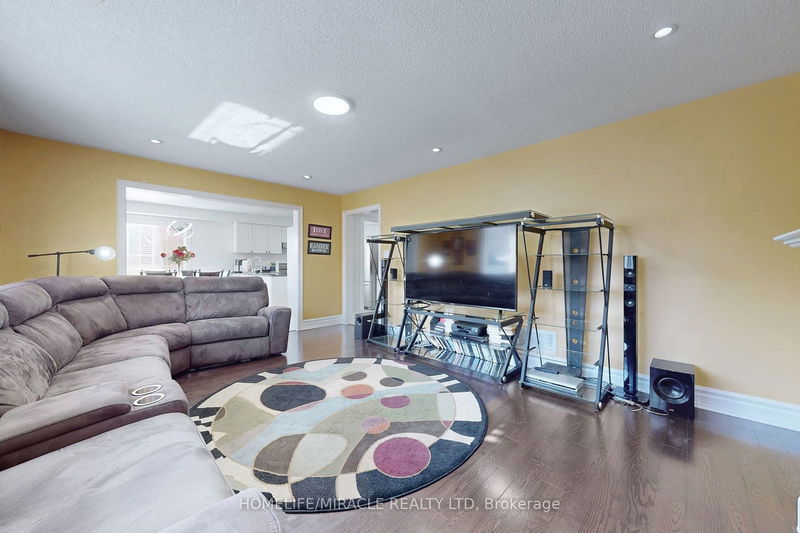 59 El Camino Way  Brampton, L7A 3B1 | Image 5