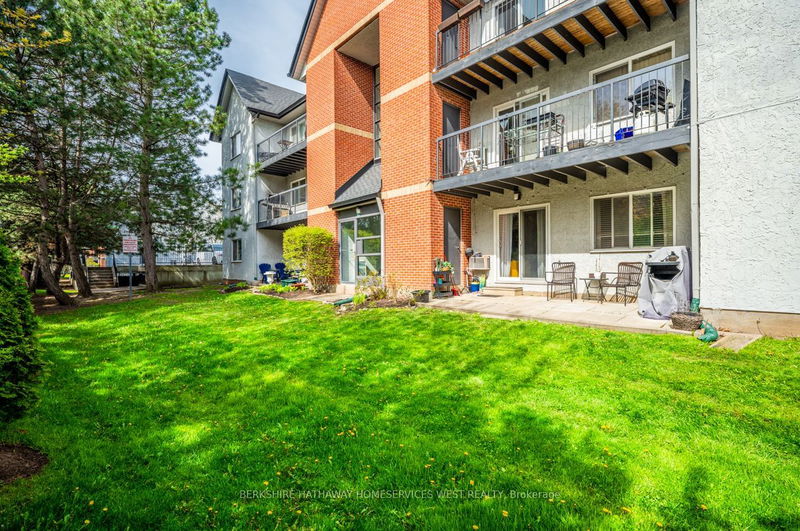  1013 - 1450 Glen Abbey Gate  Oakville, L6M 2V7 | Image 26