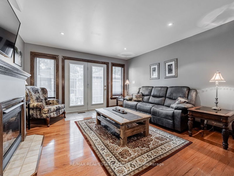 40 Grattan St  Toronto, M9N 3J5 | Image 11