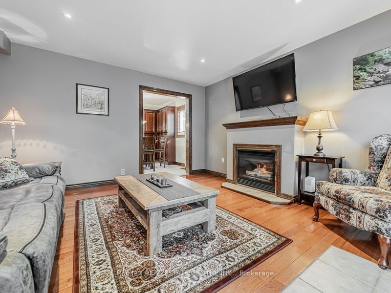 40 Grattan St  Toronto, M9N 3J5 | Image 12