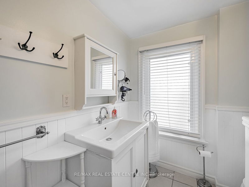 40 Grattan St  Toronto, M9N 3J5 | Image 23