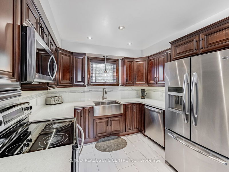 40 Grattan St  Toronto, M9N 3J5 | Image 7