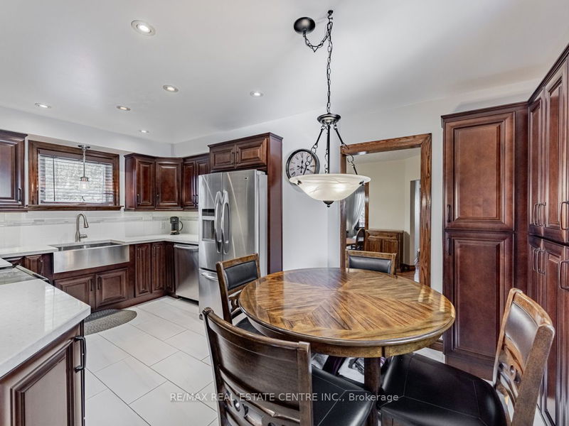 40 Grattan St  Toronto, M9N 3J5 | Image 8