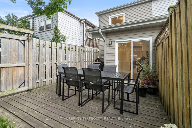 155 Blackthorn Ave  Toronto, M6N 3H7 | Image 33