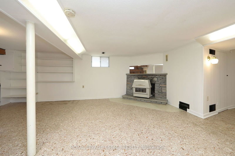 223 Rosemount Ave  Toronto, M6H 2N2 | Image 24