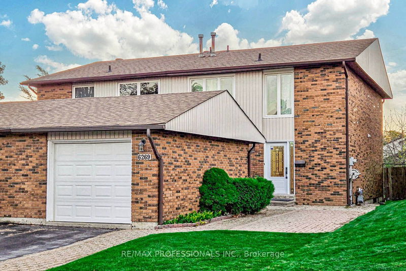 home for lease on 6269 Starfield Crescent