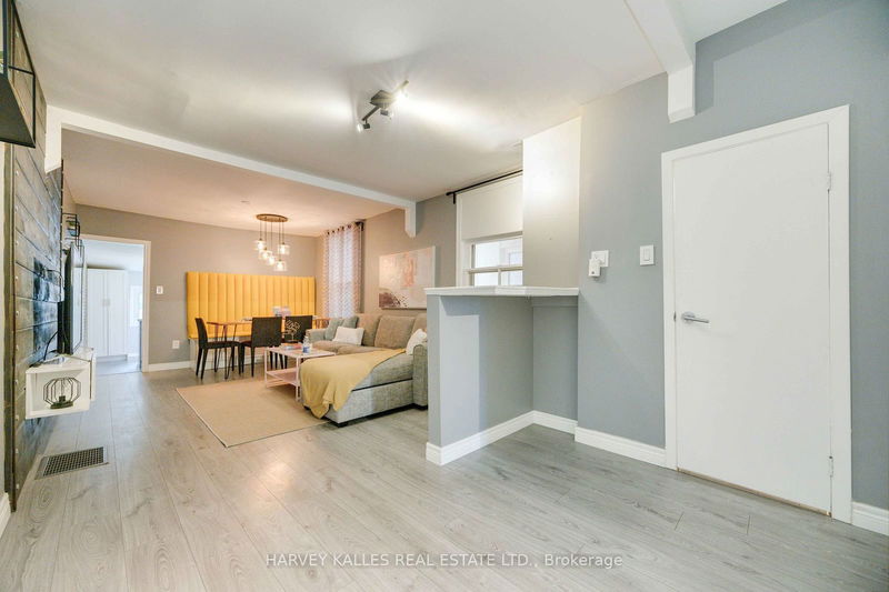 359 Westmoreland Ave  Toronto, M6H 3A6 | Image 5