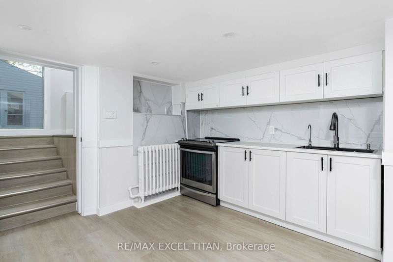 796 Jane St  Toronto, M6N 4C1 | Image 28