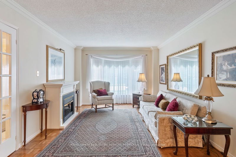 1983 Roy Ivor Cres  Mississauga, L5L 3N7 | Image 5