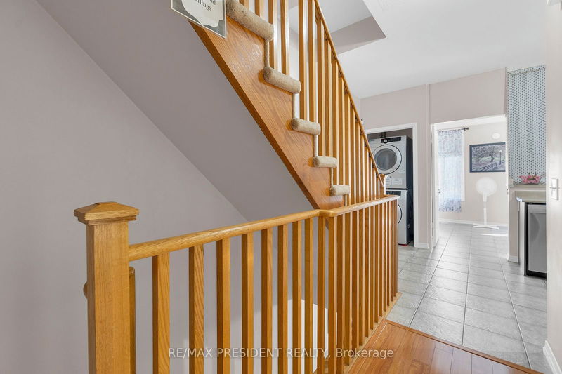 103 Cedar Lake Cres S Brampton, L6Y 0R1 | Image 10