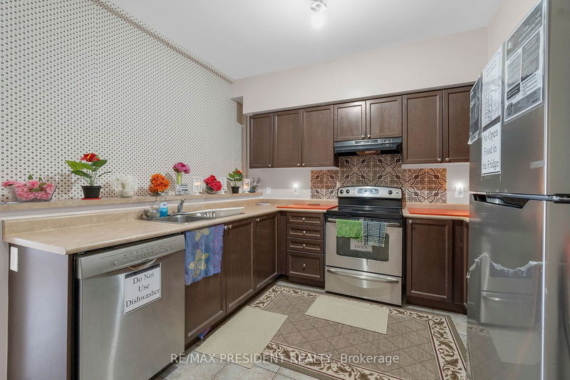 103 Cedar Lake Cres S Brampton, L6Y 0R1 | Image 11