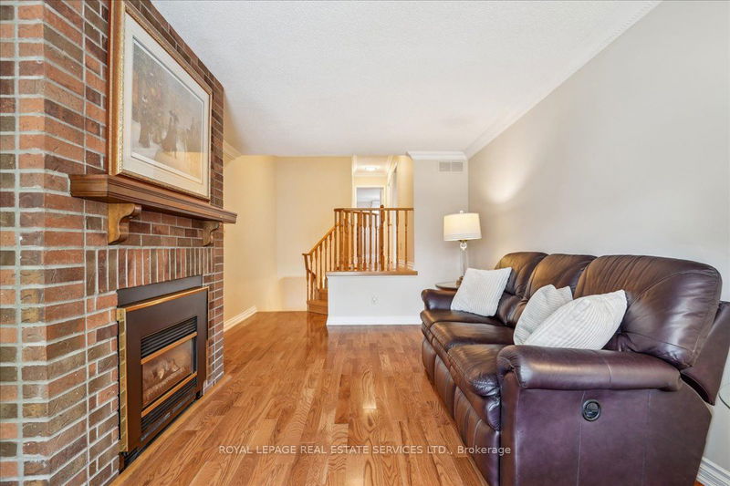 1278 Valerie Cres  Oakville, L6J 7E6 | Image 9