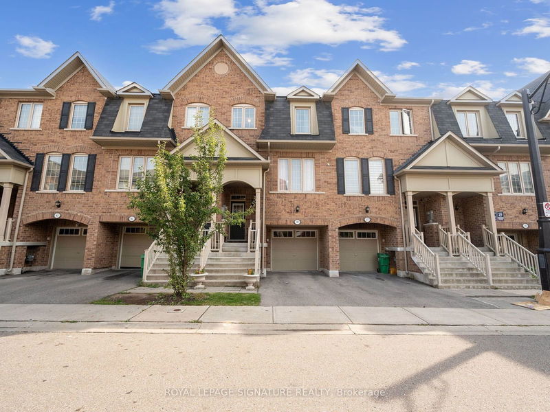 39 Sea Drifter Cres  Brampton, L6P 4B2 | Image 1