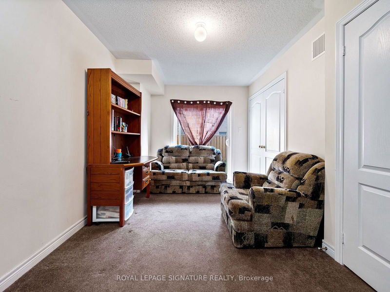 39 Sea Drifter Cres  Brampton, L6P 4B2 | Image 32