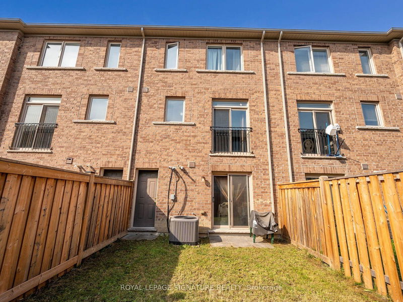 39 Sea Drifter Cres  Brampton, L6P 4B2 | Image 37