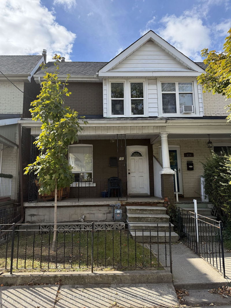 home for lease on 118 Symington Avenue