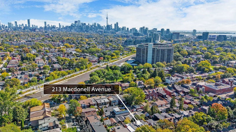 213 Macdonell Ave  Toronto, M6R 2A4 | Image 38