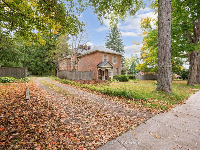 11 Third Ave  Orangeville, L9W 1G8 | Image 3