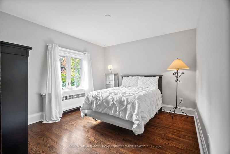 58 King Georges Rd  Toronto, M8X 1L7 | Image 26