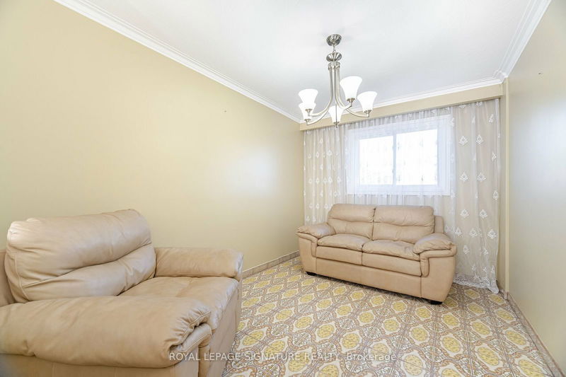 123 Treeview Dr  Toronto, M8W 4C4 | Image 9