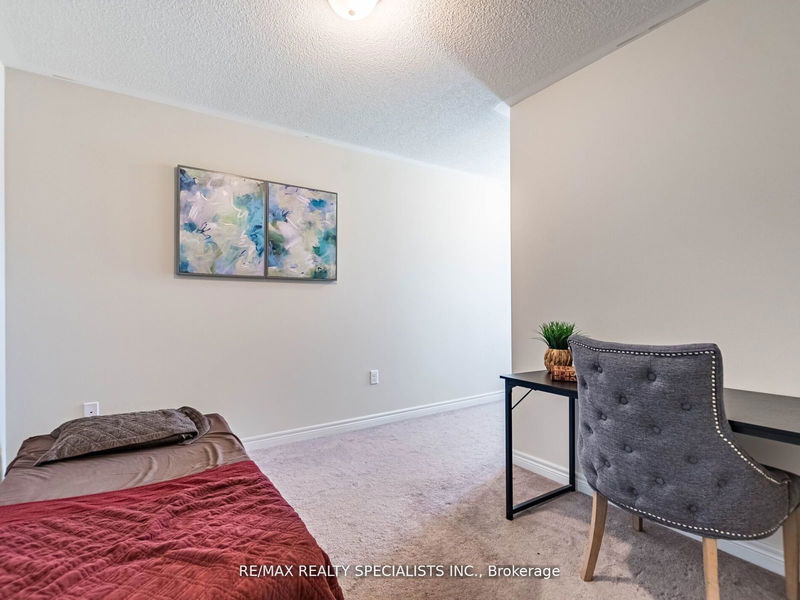 29 Finegan Circ  Brampton, L7A 4Z7 | Image 21