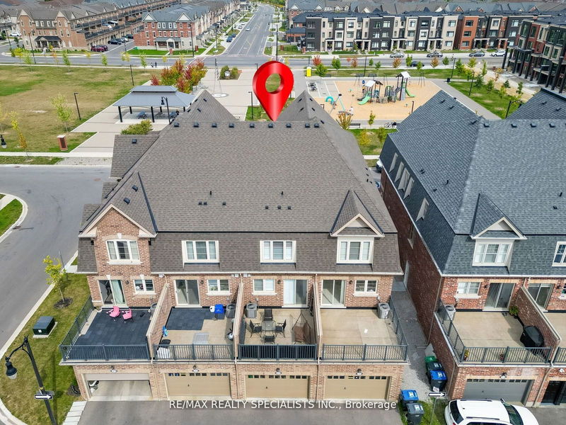 29 Finegan Circ  Brampton, L7A 4Z7 | Image 30