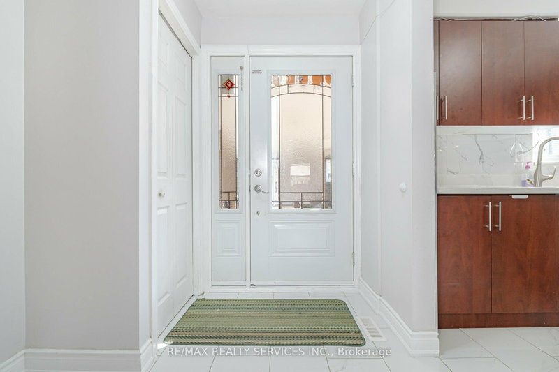 26 - 435 Silverstone Dr, Toronto, M9V 3K7 | Image 3