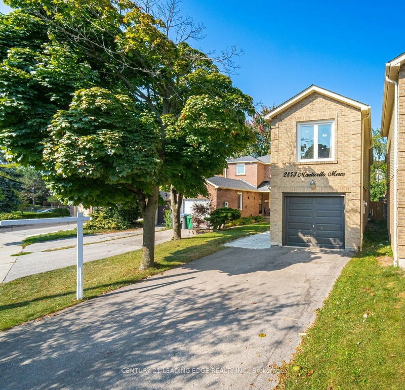 2853 Monticello Mews  Mississauga, L5N 4A2 | Image 1