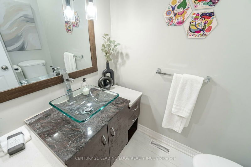 2853 Monticello Mews  Mississauga, L5N 4A2 | Image 12