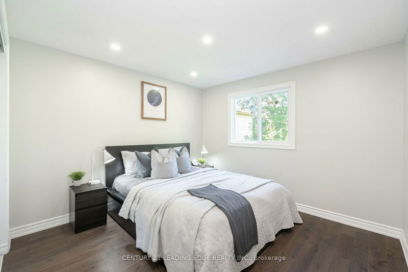 2853 Monticello Mews  Mississauga, L5N 4A2 | Image 18