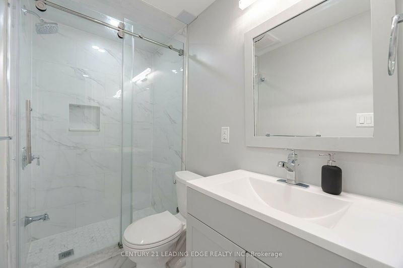 2853 Monticello Mews  Mississauga, L5N 4A2 | Image 27