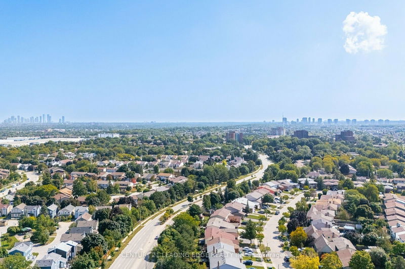 2853 Monticello Mews  Mississauga, L5N 4A2 | Image 34