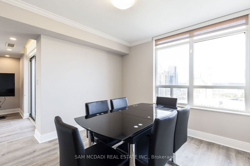  2434 - 3888 Duke Of York Blvd  Mississauga, L5B 4P5 | Image 10