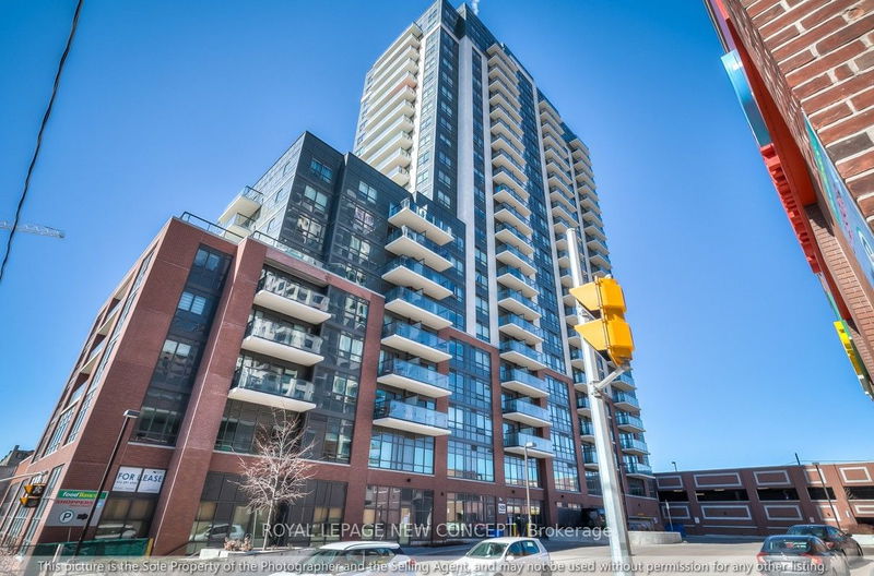  1612 - 1420 Dupont St  Toronto, M6H 4J8 | Image 1