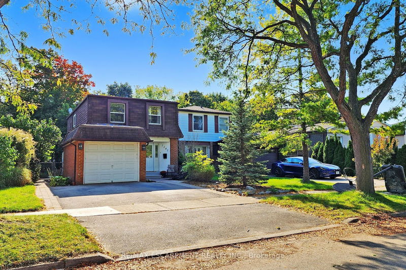 1242 Consort Cres  Burlington, L7M 1J7 | Image 2