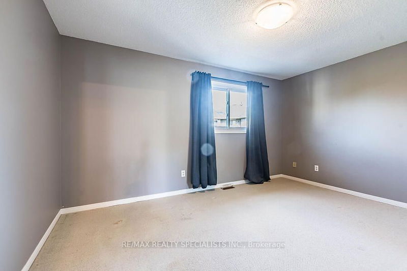 6525 WARBLER Lane  Mississauga, L5N 6E1 | Image 20