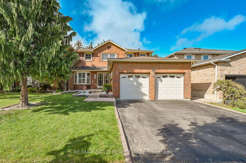 36 Barr Cres  Brampton, L6Z 3C2 | Image 1