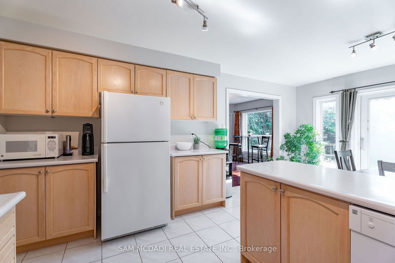 2265 Brays Lane  Oakville, L6M 3J5 | Image 14