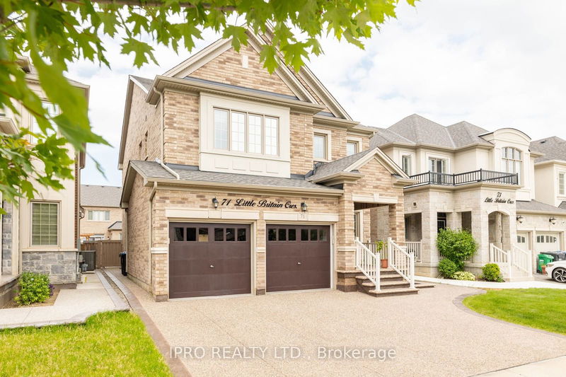 71 Little Britain Cres  Brampton, L6Y 6A8 | Image 2