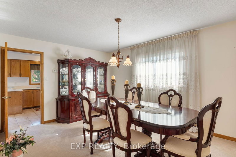 936 Summerbreeze Crt  Mississauga, L5V 1C9 | Image 9